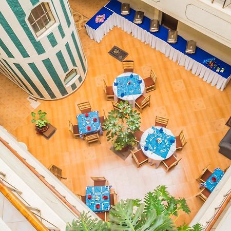 Chester Hotel Накуру Экстерьер фото