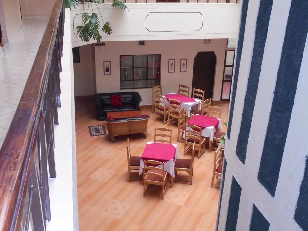 Chester Hotel Накуру Экстерьер фото