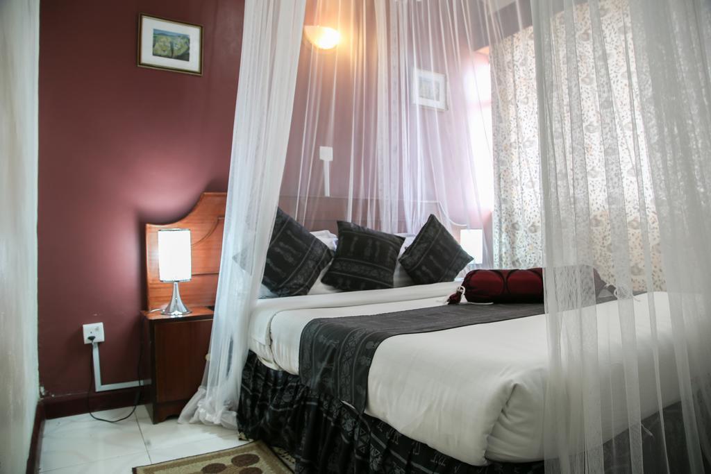 Chester Hotel Накуру Экстерьер фото