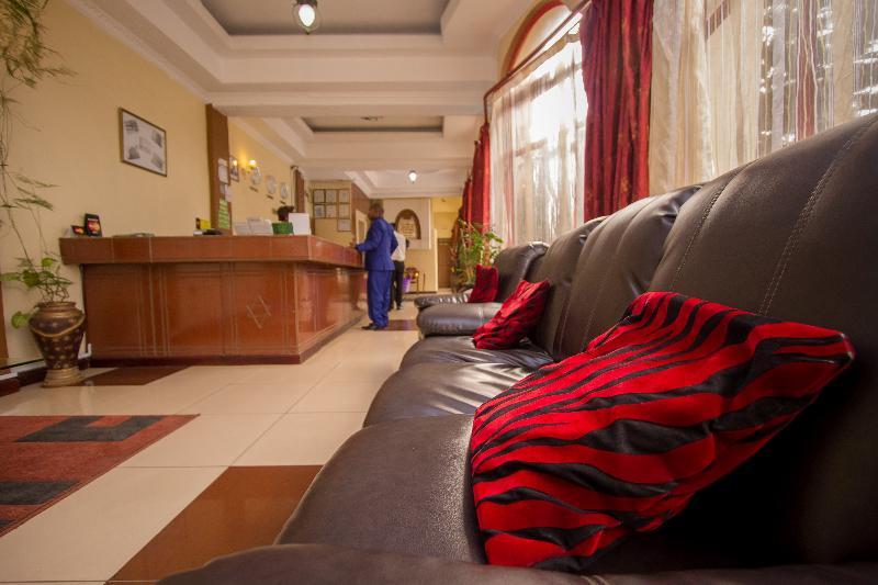 Chester Hotel Накуру Экстерьер фото