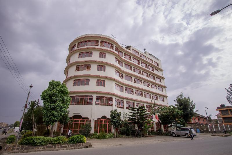 Chester Hotel Накуру Экстерьер фото